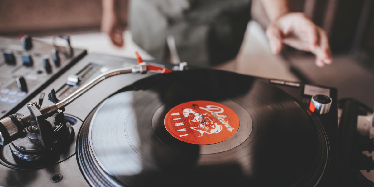 Forever Grooves vinyl record DJ set