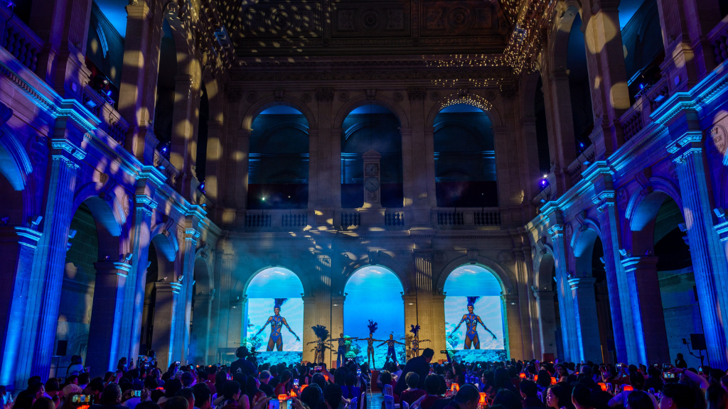 Creative wall projections for a dance performance